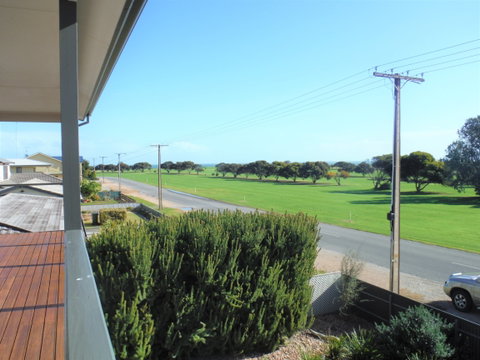 Shorelines - Accommodation Australia 2