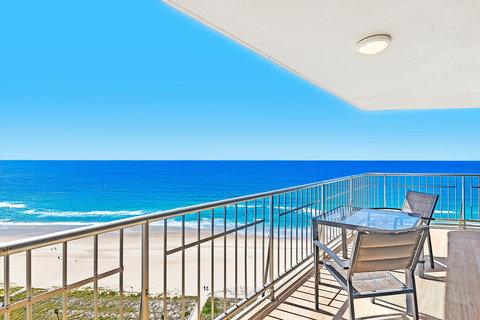 Talisman On Broadbeach Apartments - Bed n Breakfasts 4