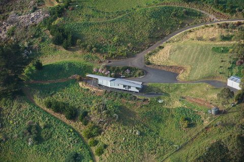 The Winged House - Accommodation Australia 5