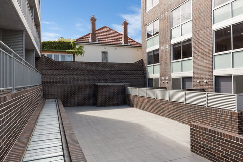 The Merchant Hotel - Accommodation Australia 7