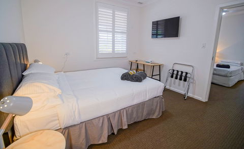 The Platypus Accommodation And Cafe - Accommodation Australia 3