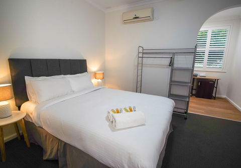 The Platypus Accommodation And Cafe - Accommodation Australia 8