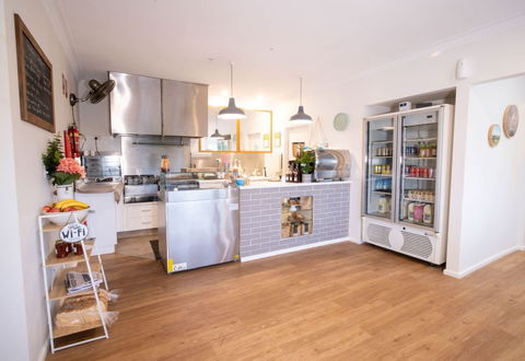 The Platypus Accommodation And Cafe - Accommodation Australia 9