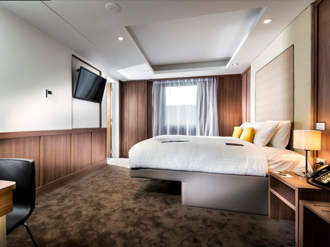 The Hougoumont Hotel - Accommodation Australia 2