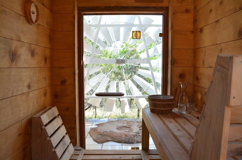 Trestrail Cottage - Accommodation Australia 2