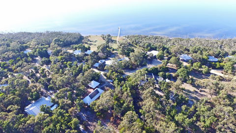 Waterfront Retreat At Wattle Point - Accommodation Australia 0