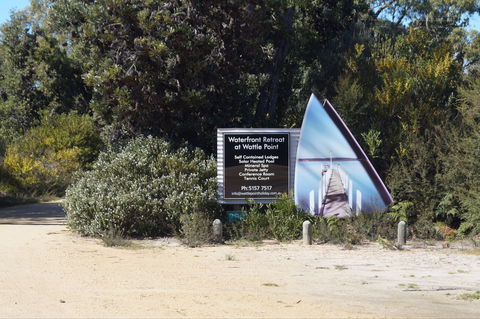 Waterfront Retreat At Wattle Point - Accommodation Australia 1