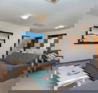 30 Strangways - Accommodation Australia