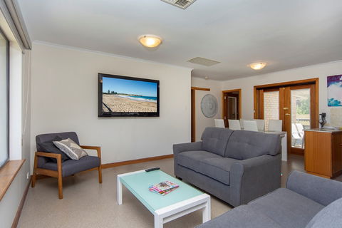30 Strangways - Accommodation Australia 0