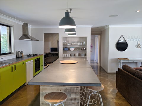 Aloha - Australia Shopping 2