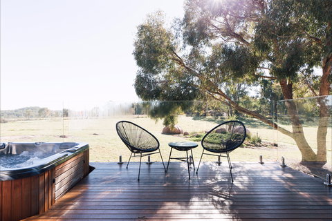 Alure Stanthorpe - Australia Shopping 1