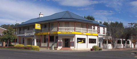 Apsley Arms Hotel - Australia Shopping 0