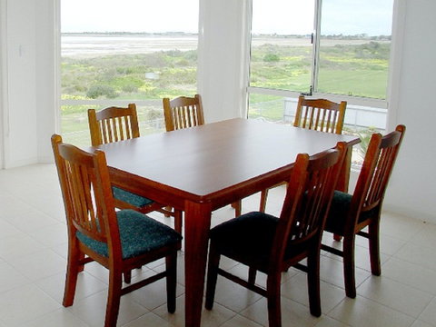 Arabesque Villa 2 - Accommodation Australia 2