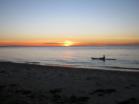 Barefoot Beach Stays - Accommodation Australia 0