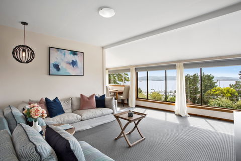 Beauty Point Holiday House - Accommodation Australia 0