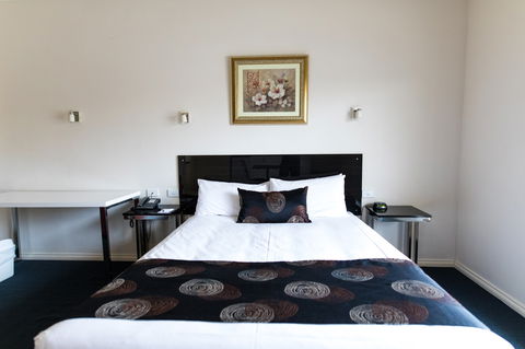 Best Western Mill Park - Local Tourism 1