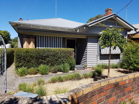Calbung Stays - Accommodation Australia 0