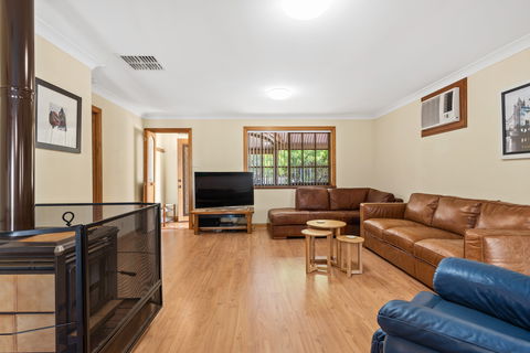Century21 SouthCoast: Reef & Vines Port Noarlunga - Local Tourism 1