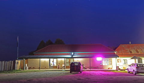 Deepwater Inn - Local Tourism 0