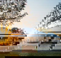 Herrmann House - Local Tourism