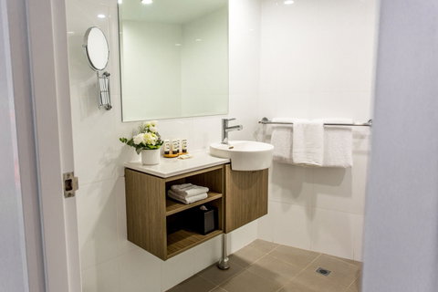 Pacific Hotel Brisbane - Accommodation Australia 2