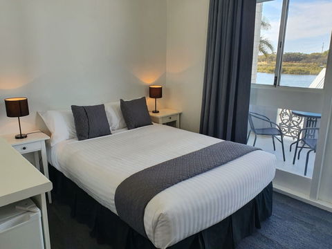 Parade Hotel - Accommodation Australia 0