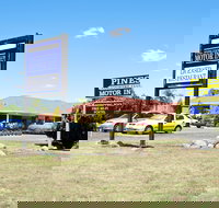 Pines Country Club Motor Inn - Accommodation Australia