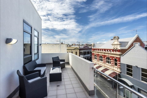 Quality Suites Fremantle - Accommodation Australia 0