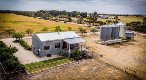Redwing Farm Barn - Accommodation Australia 0