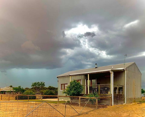 Redwing Farm Barn - Accommodation Australia 1