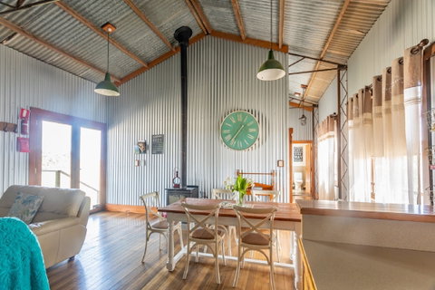 Redwing Farm Barn - Accommodation Australia 2
