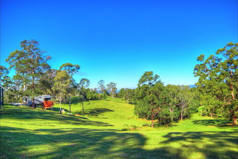Cabins@theView - Bed n Breakfasts 0