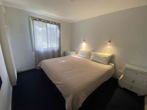 Elliston Caravan Park - Accommodation Australia 2