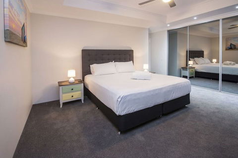 Fairway Lakeside - Accommodation Australia 1