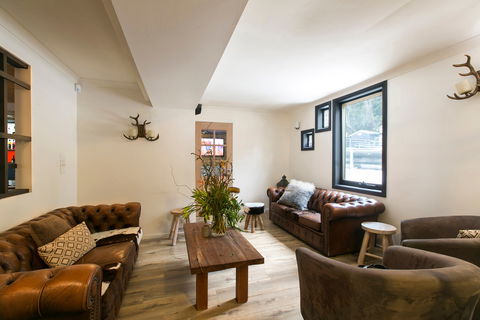 Feathertop Alpine Lodge - Local Tourism 2