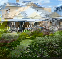 Grovely House Bed and Breakfast - Accommodation Australia