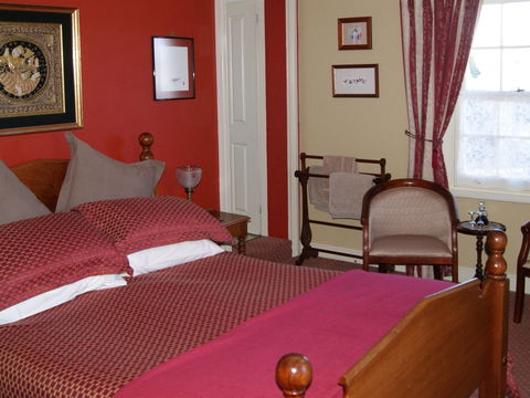 Meredith House And Mews - Local Tourism 2