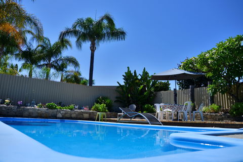Palms Bed And Breakfast - Accommodation Australia 0
