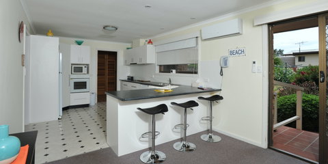 Seaview's Holiday House - Accommodation Australia 1