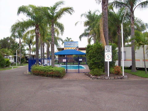 Teralba Lakeside Caravan Park - Local Tourism 0