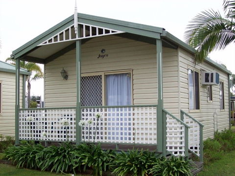 Teralba Lakeside Caravan Park - Local Tourism 2