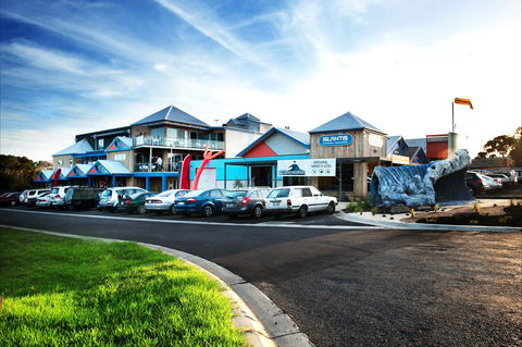 The Island Accommodation - Phillip Island YHA - Accommodation Australia 0