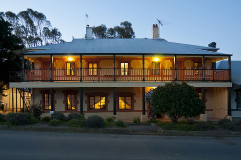 The Coffee Palace - Accommodation Australia 0
