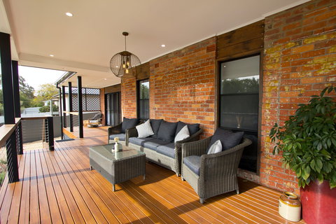 The Clyde Greenock - Australia Shopping 1