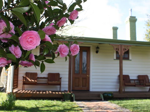 Westbury Gingerbread Cottages - The - Accommodation Australia 1