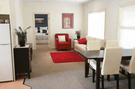 Off Mountain Accommodation - Local Tourism