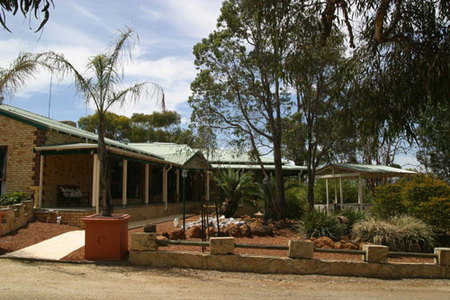 Black Wattle Retreat - Accommodation Australia 0