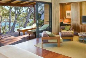 Qualia Luxury Holiday Resort - Local Tourism 3