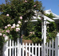Durack House Bed  Breakfast - Local Tourism
