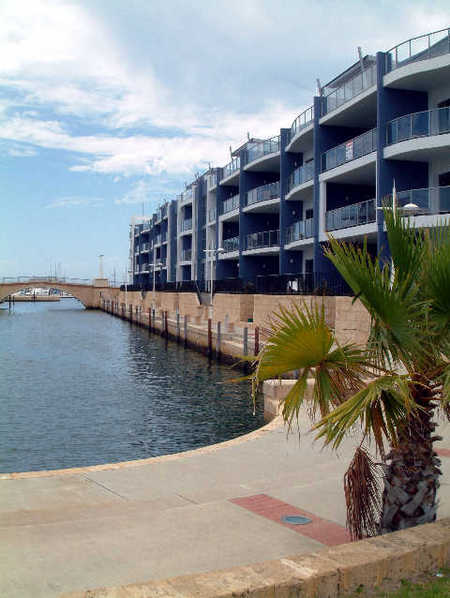 Crest Del Mar Apartments - Accommodation Australia 3
